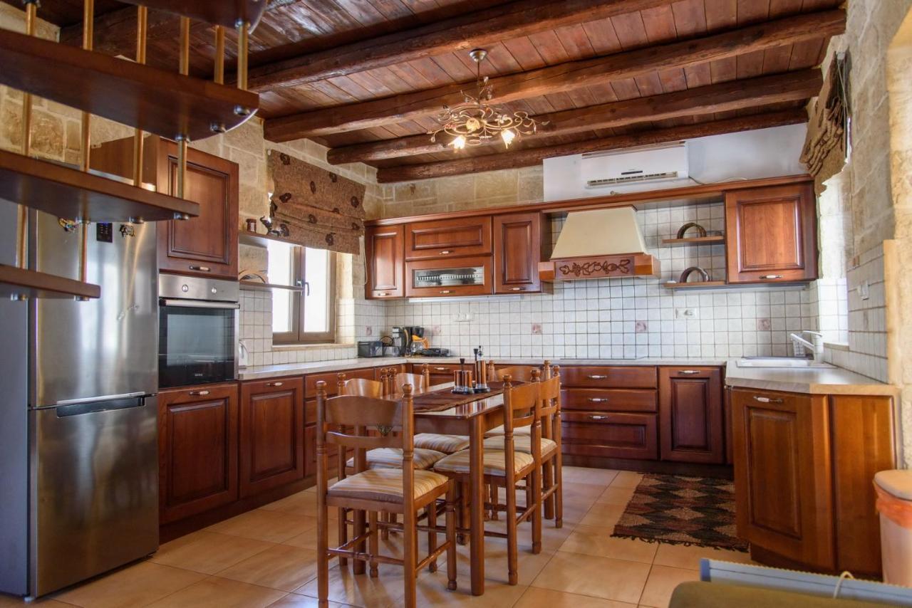 Traditional Stonehouse Vicky Hersonissos  Ngoại thất bức ảnh