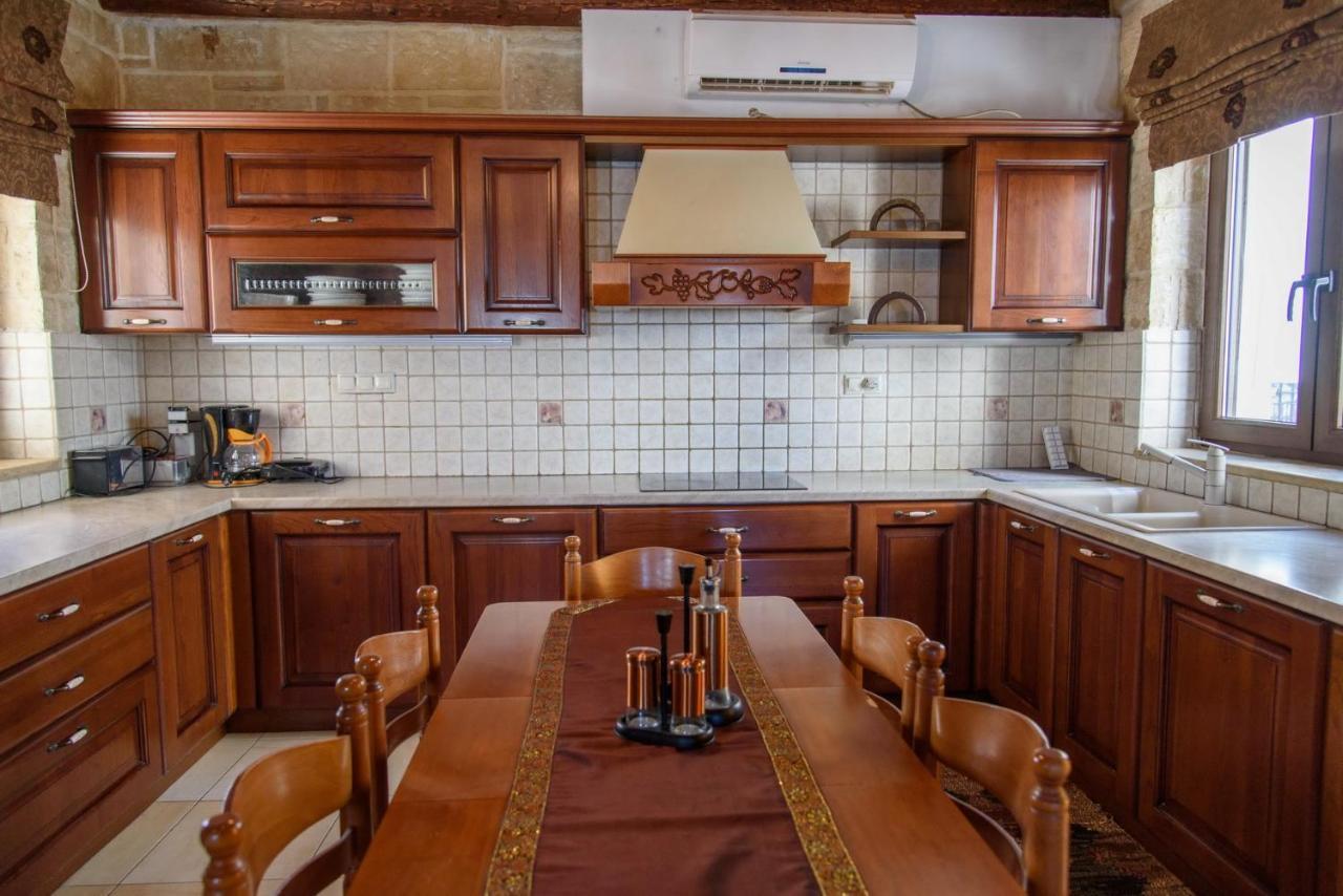 Traditional Stonehouse Vicky Hersonissos  Ngoại thất bức ảnh